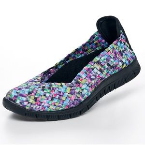 London Slip-on Stretch sneaker [ size 11 Wide]